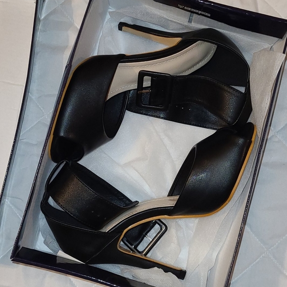 Women's Black Peep Toe Stiletto Heeled Pumps - Picture 5 of 8